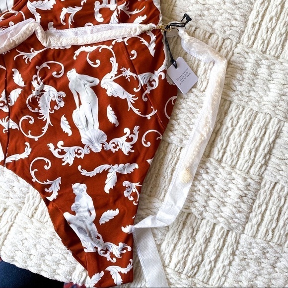 WeWoreWhat Danielle Statues OP XS - Picture 4 of 12